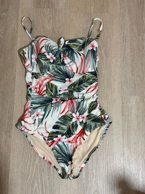 Tropical Floral One-Piece Swimsuit in Green & Coral